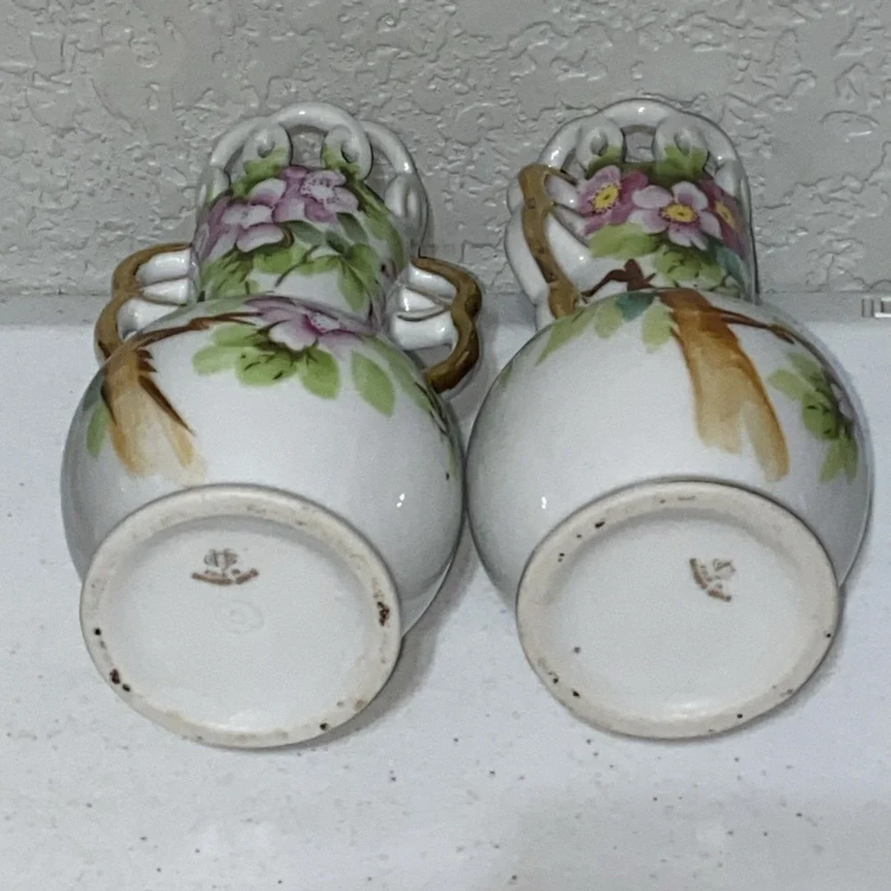 Set of 2 VTG Decorative Floral Vases UGC Made In Occupied Japan Handpainted 6